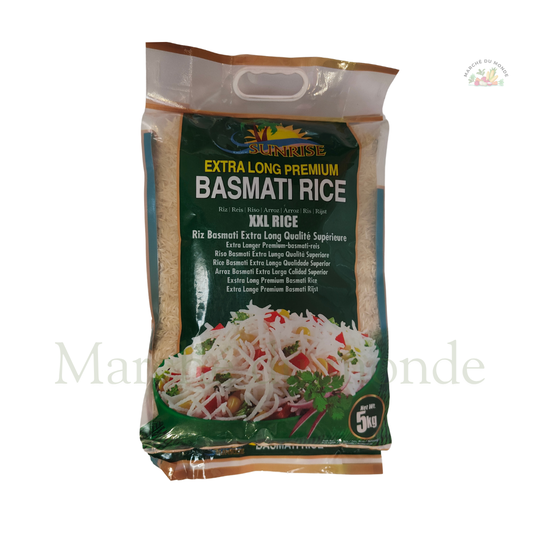 Grand sac transparent de riz basmati Sunrise, avec des grains de riz extra longs. L'étiquette verte et orange indique "Extra Long Premium BASMATI RICE" et "Riz Basmati Extra Long Qualité Supérieure". Une image d'un plat de riz garni est visible.
